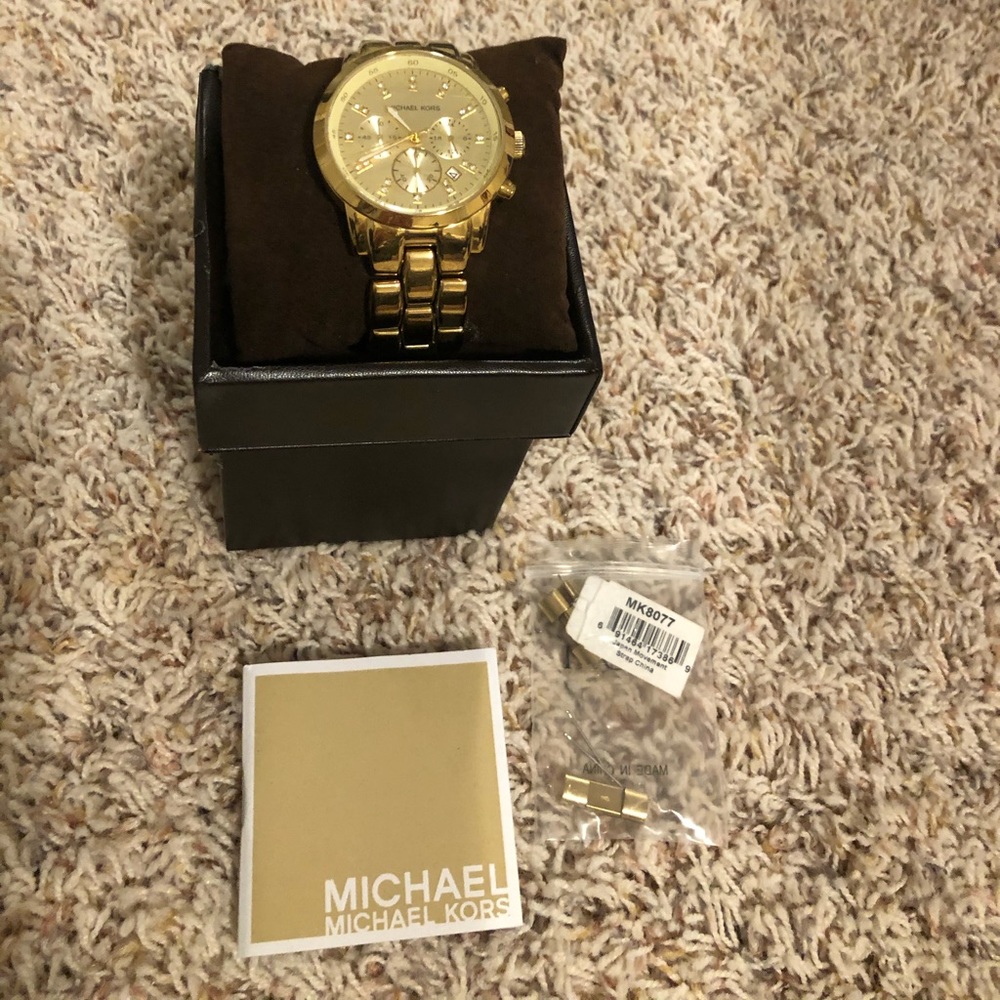 MICHAEL KORS watch